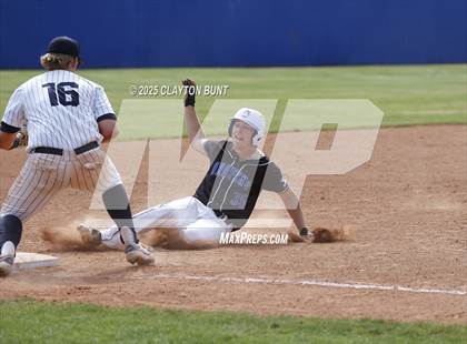 Thumbnail 3 in New Plymouth @ Orofino  (IHSAA 3A North Super- Regional Game 2)  photogallery.