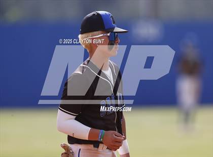 Thumbnail 3 in New Plymouth @ Orofino  (IHSAA 3A North Super- Regional Game 2)  photogallery.