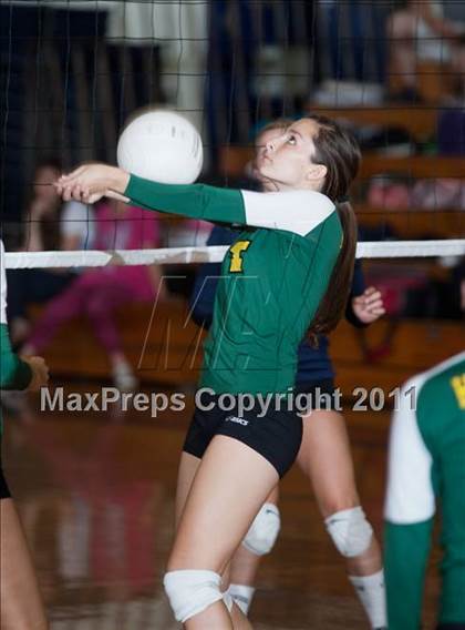Thumbnail 2 in Hilmar @ Modesto Christian photogallery.