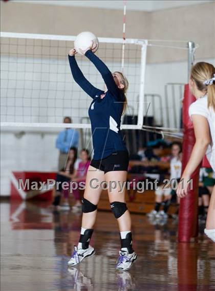 Thumbnail 2 in Hilmar @ Modesto Christian photogallery.