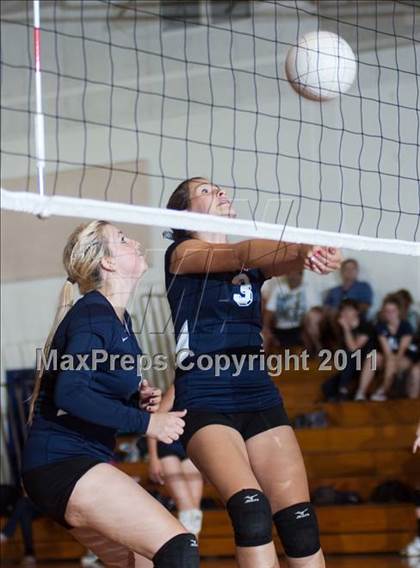 Thumbnail 3 in Hilmar @ Modesto Christian photogallery.