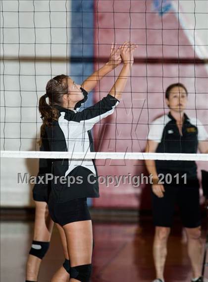 Thumbnail 2 in Hilmar @ Modesto Christian photogallery.