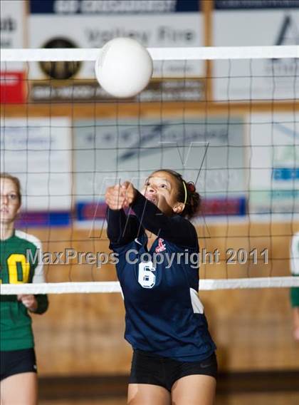 Thumbnail 3 in Hilmar @ Modesto Christian photogallery.