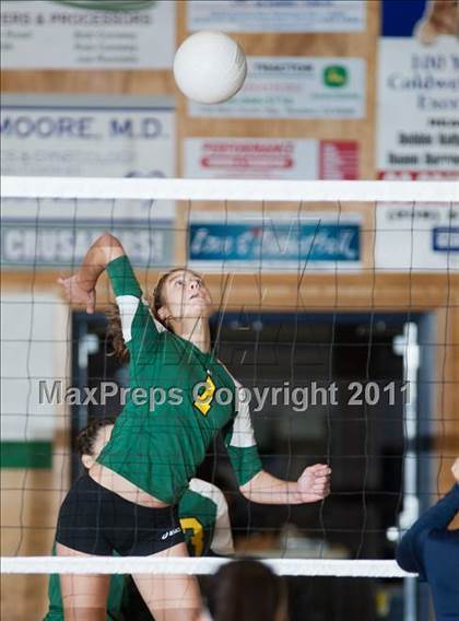 Thumbnail 2 in Hilmar @ Modesto Christian photogallery.