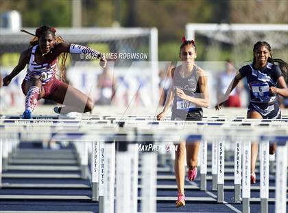 Thumbnail 2 in Bob Hayes Invitational (100m Hurdles) photogallery.