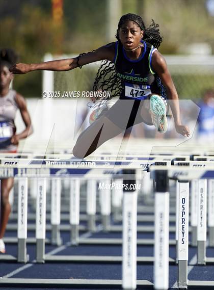 Thumbnail 3 in Bob Hayes Invitational (100m Hurdles) photogallery.