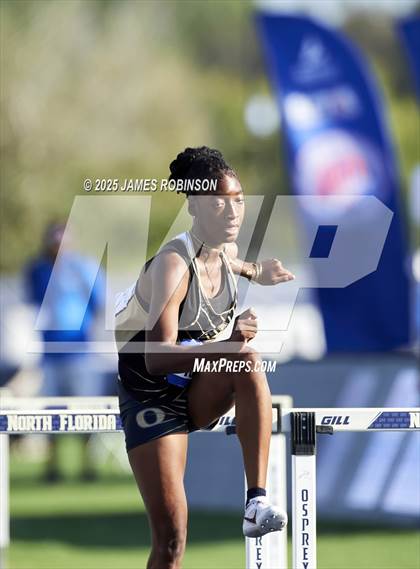 Thumbnail 3 in Bob Hayes Invitational (100m Hurdles) photogallery.