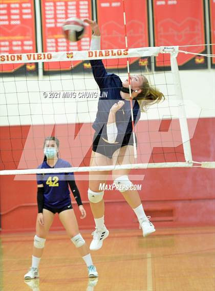 Thumbnail 1 in Crean Lutheran @ Mission Viejo photogallery.
