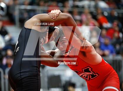 Thumbnail 2 in Broken Arrow vs. Mustang photogallery.