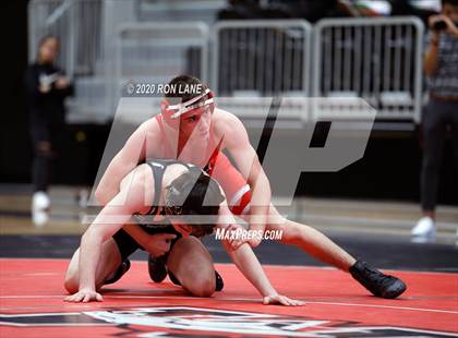 Thumbnail 2 in Broken Arrow vs. Mustang photogallery.
