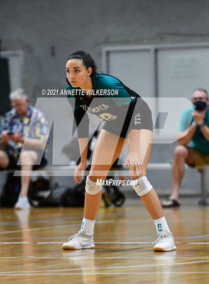 Thumbnail 3 in Bishop Moore vs. Olympia (Nike Tournament of Champions) photogallery.