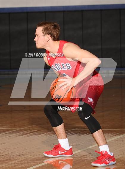 Thumbnail 1 in Atascocita vs. Manvel (McDonald's Texas Invitational) photogallery.