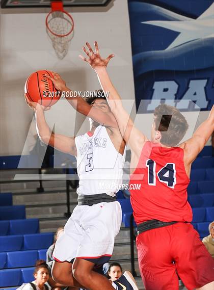 Thumbnail 1 in Atascocita vs. Manvel (McDonald's Texas Invitational) photogallery.