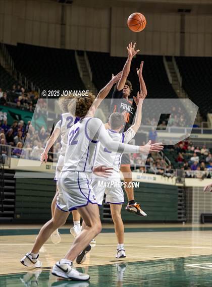 Thumbnail 2 in Chesapeake vs Wheelersburg (OHSAA DV District Final) photogallery.