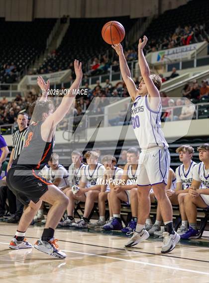 Thumbnail 2 in Chesapeake vs Wheelersburg (OHSAA DV District Final) photogallery.