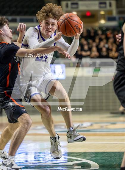 Thumbnail 2 in Chesapeake vs Wheelersburg (OHSAA DV District Final) photogallery.