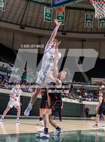 Thumbnail 3 in Chesapeake vs Wheelersburg (OHSAA DV District Final) photogallery.
