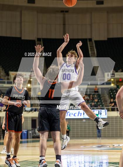 Thumbnail 1 in Chesapeake vs Wheelersburg (OHSAA DV District Final) photogallery.