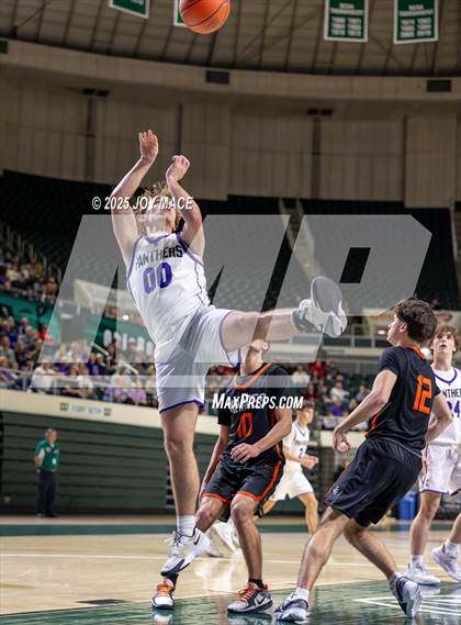 Thumbnail 1 in Chesapeake vs Wheelersburg (OHSAA DV District Final) photogallery.