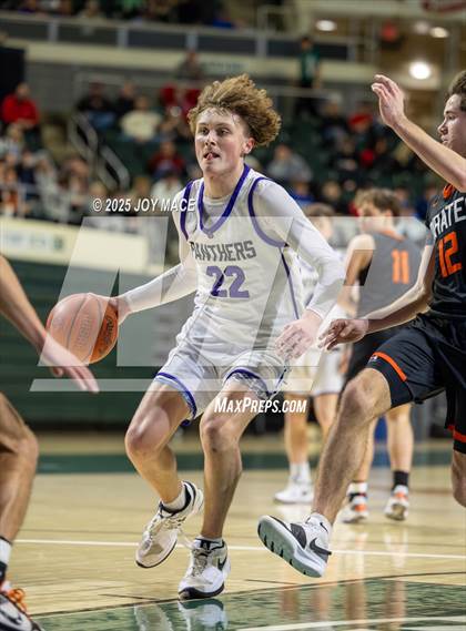 Thumbnail 1 in Chesapeake vs Wheelersburg (OHSAA DV District Final) photogallery.