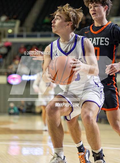 Thumbnail 1 in Chesapeake vs Wheelersburg (OHSAA DV District Final) photogallery.
