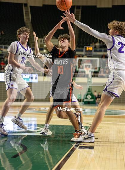 Thumbnail 1 in Chesapeake vs Wheelersburg (OHSAA DV District Final) photogallery.