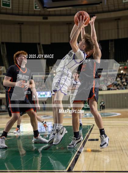 Thumbnail 3 in Chesapeake vs Wheelersburg (OHSAA DV District Final) photogallery.