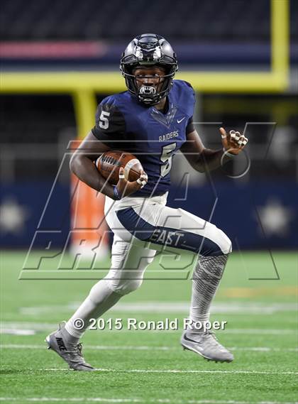 Thumbnail 2 in The Colony vs. Wylie East (UIL 5A Bi-District)  photogallery.