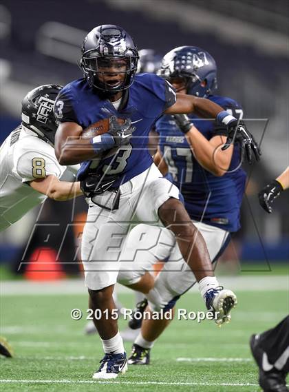 Thumbnail 3 in The Colony vs. Wylie East (UIL 5A Bi-District)  photogallery.