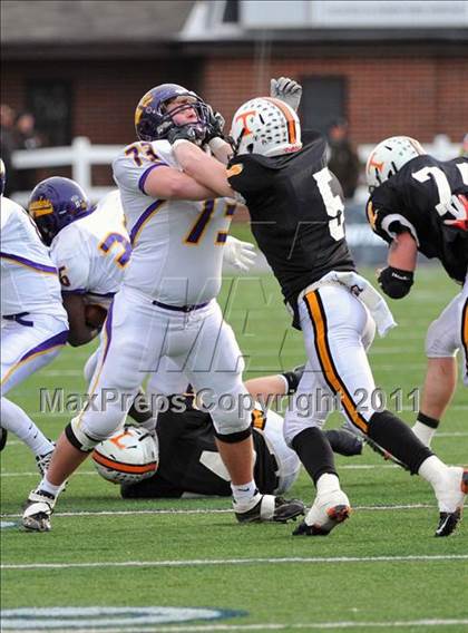 Thumbnail 2 in Lancaster Catholic vs. Tyrone (PIAA Class AA Final) photogallery.