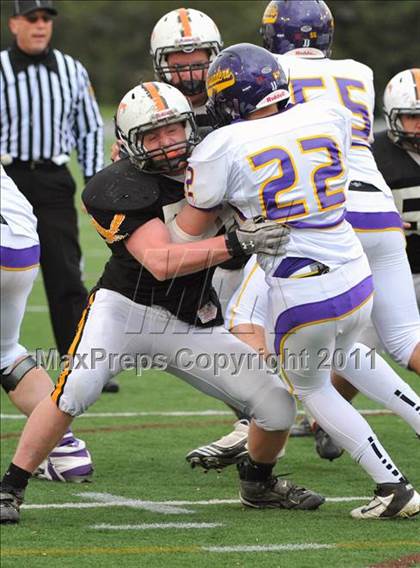 Thumbnail 1 in Lancaster Catholic vs. Tyrone (PIAA Class AA Final) photogallery.