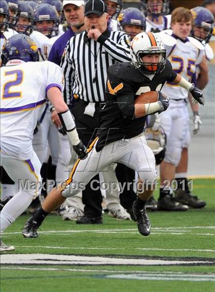 Thumbnail 3 in Lancaster Catholic vs. Tyrone (PIAA Class AA Final) photogallery.
