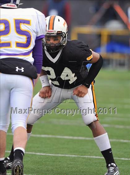 Thumbnail 2 in Lancaster Catholic vs. Tyrone (PIAA Class AA Final) photogallery.