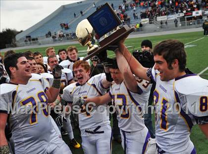 Thumbnail 3 in Lancaster Catholic vs. Tyrone (PIAA Class AA Final) photogallery.