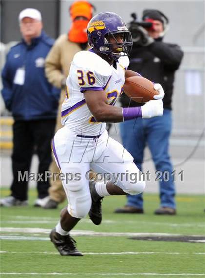 Thumbnail 1 in Lancaster Catholic vs. Tyrone (PIAA Class AA Final) photogallery.