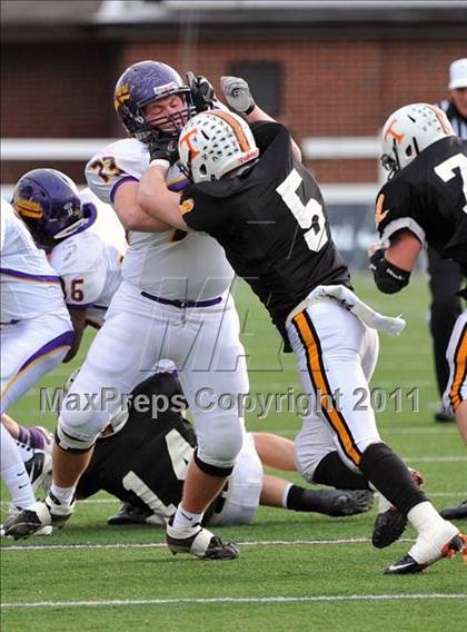 Thumbnail 1 in Lancaster Catholic vs. Tyrone (PIAA Class AA Final) photogallery.