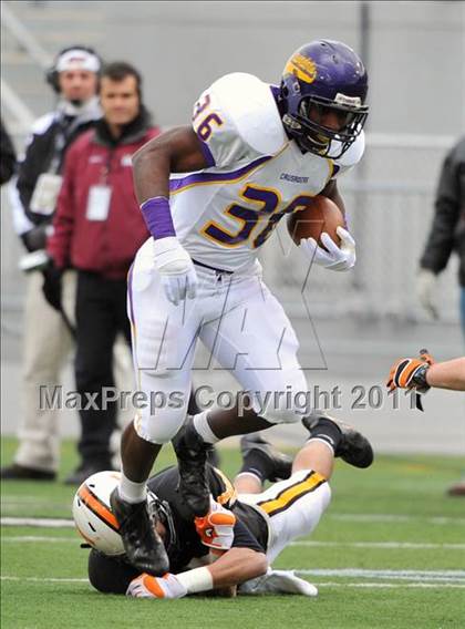 Thumbnail 3 in Lancaster Catholic vs. Tyrone (PIAA Class AA Final) photogallery.