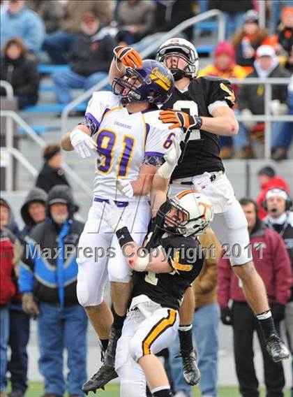 Thumbnail 1 in Lancaster Catholic vs. Tyrone (PIAA Class AA Final) photogallery.