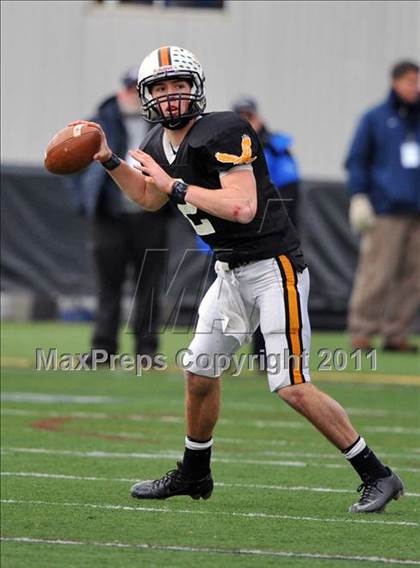 Thumbnail 1 in Lancaster Catholic vs. Tyrone (PIAA Class AA Final) photogallery.