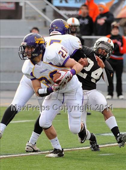 Thumbnail 3 in Lancaster Catholic vs. Tyrone (PIAA Class AA Final) photogallery.