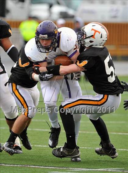 Thumbnail 3 in Lancaster Catholic vs. Tyrone (PIAA Class AA Final) photogallery.