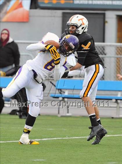 Thumbnail 2 in Lancaster Catholic vs. Tyrone (PIAA Class AA Final) photogallery.