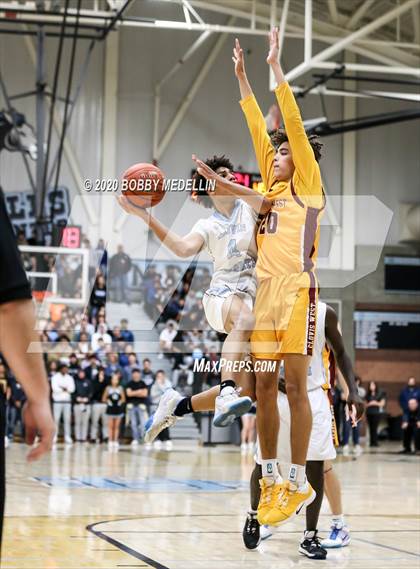 Thumbnail 3 in Clovis West @ Clovis North photogallery.