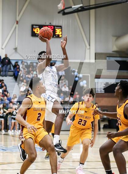 Thumbnail 2 in Clovis West @ Clovis North photogallery.