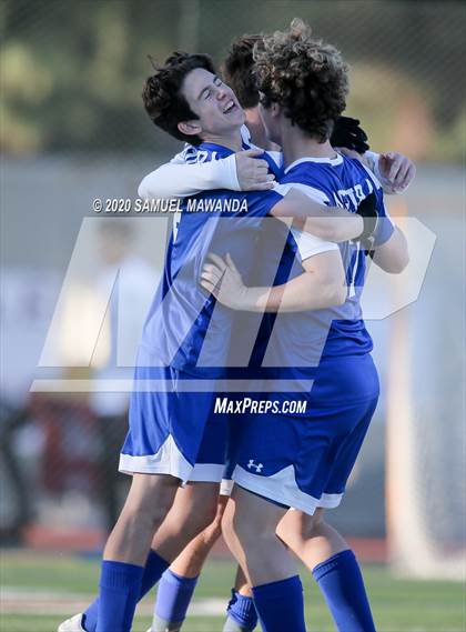 Thumbnail 2 in Agoura vs Crespi photogallery.