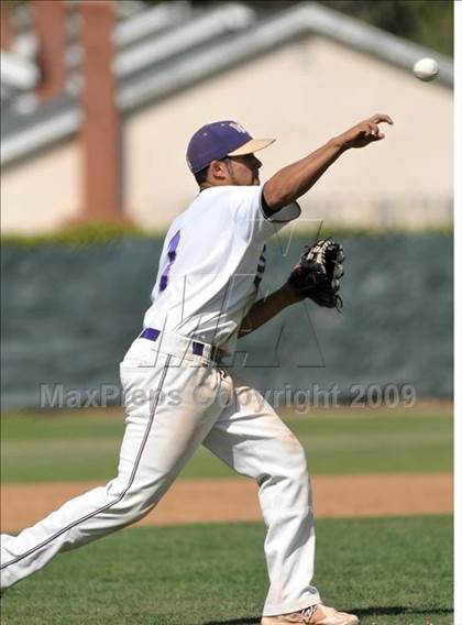 Thumbnail 1 in Notre Dame Prep vs. Archbishop Mitty (Anderson Bat National Classic) photogallery.