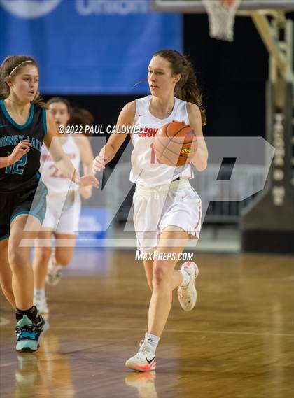 Thumbnail 2 in Bonney Lake vs. Snohomish (WIAA 3A Round 1 State Playoff)  photogallery.