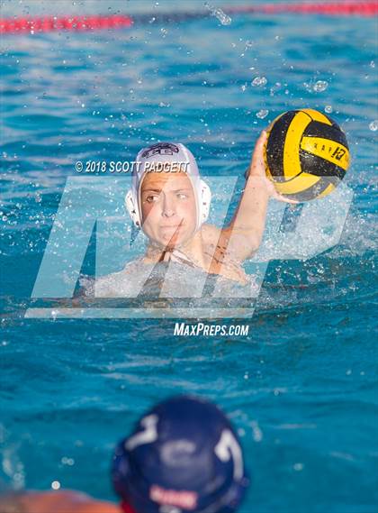 Thumbnail 2 in Great Oak vs El Camino photogallery.