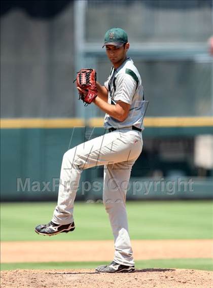 Thumbnail 3 in Reagan vs. Westlake (Class 5A Region 4 Final) photogallery.