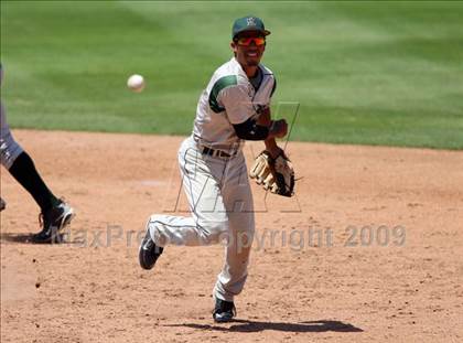 Thumbnail 3 in Reagan vs. Westlake (Class 5A Region 4 Final) photogallery.